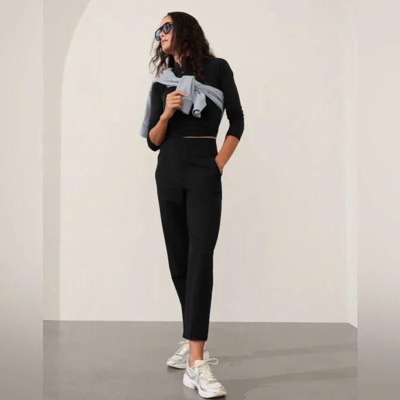 NWT Athleta Endless Black Pants size 8. - Picture 3 of 10